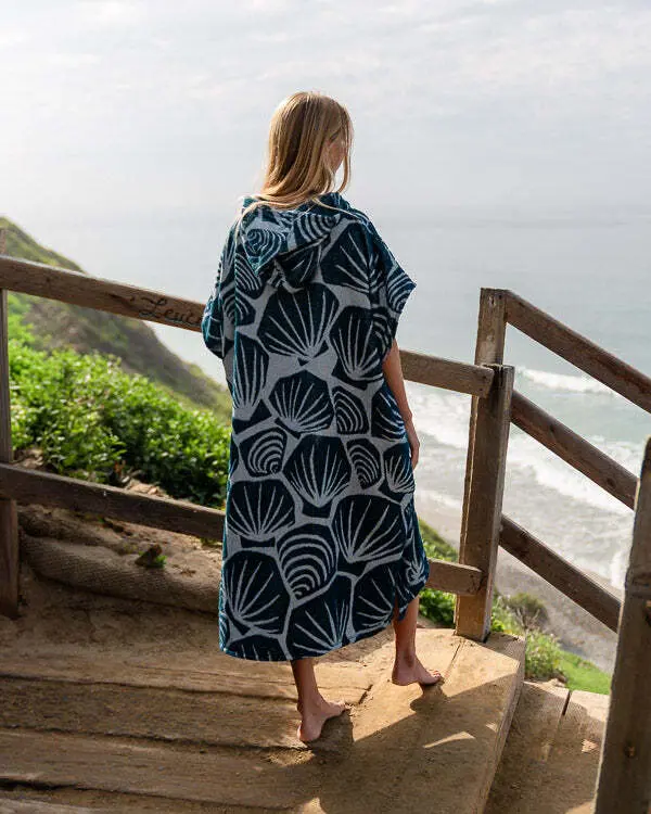 Shells Hooded Poncho | Sand Cloud - Image 5