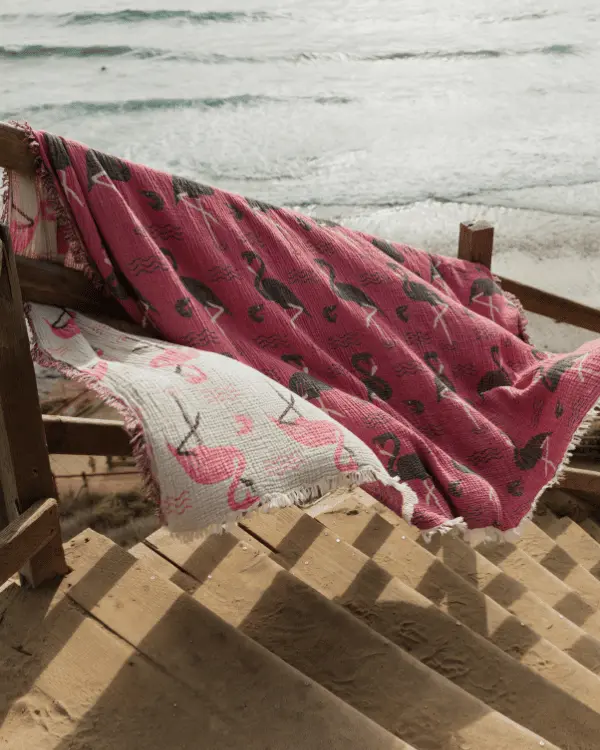 Flamingo - PARTY BLANKET | Sand Cloud - Image 4
