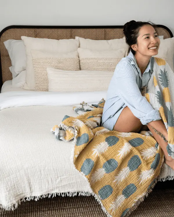 Pineapple - PARTY BLANKET | Sand Cloud - Image 3
