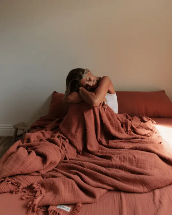 Lara Terracotta - PARTY BLANKET - Queen | Sand Cloud - Image 5